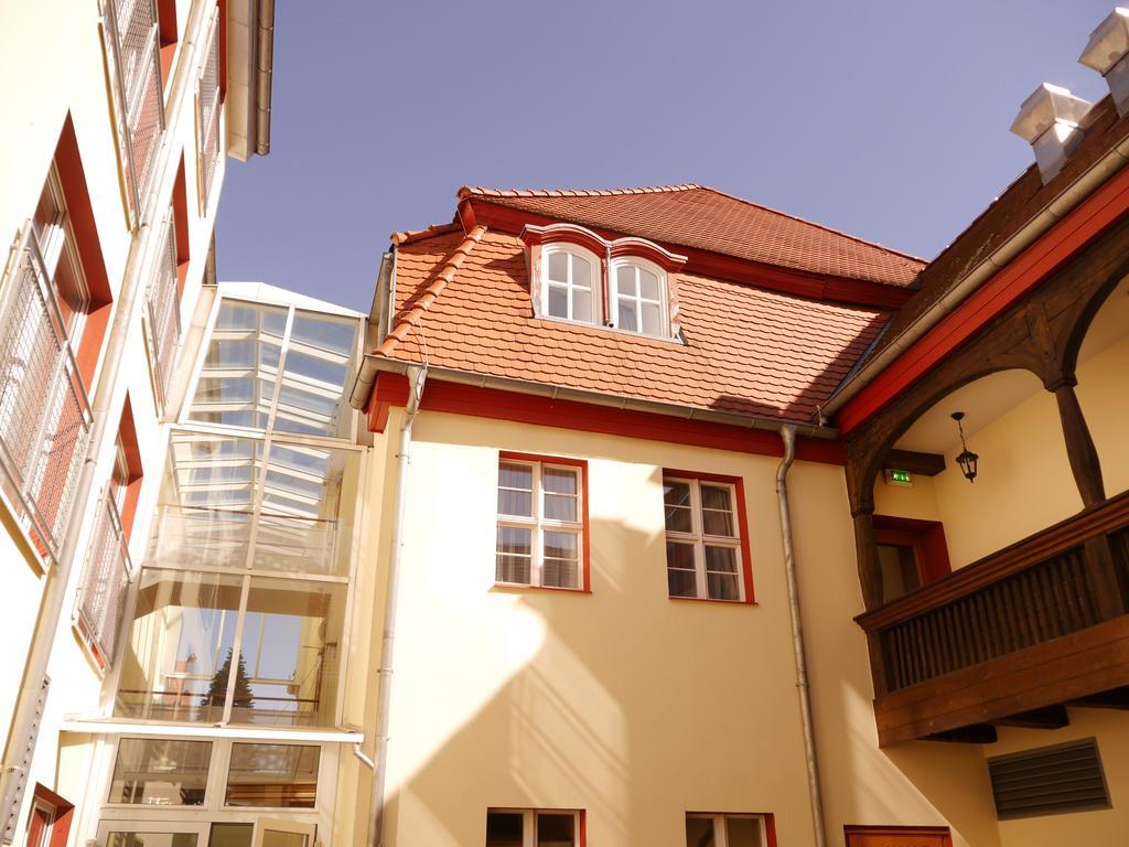 Garni-Hotel Zum Alten Ratskeller ヴェッチャウ エクステリア 写真