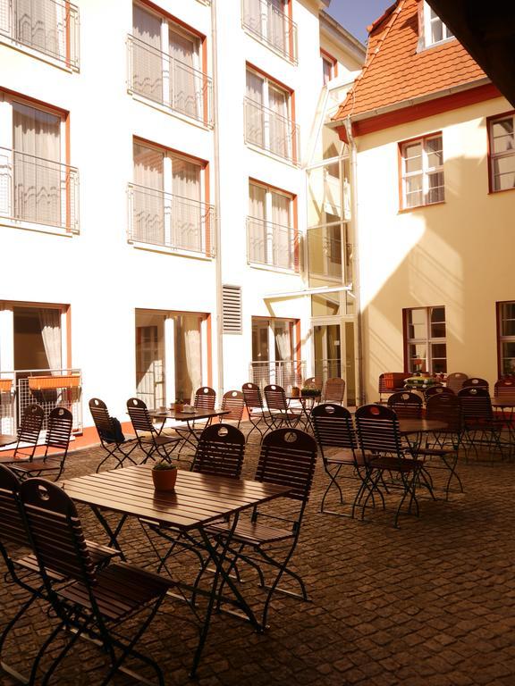 Garni-Hotel Zum Alten Ratskeller ヴェッチャウ エクステリア 写真